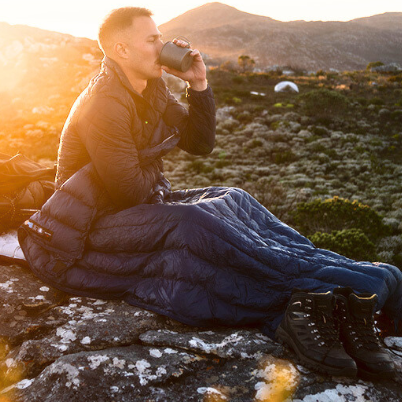 Sleeping Bag Goose Down - lightweight, warm and water-resistant  designed for comfort and portability. Ideal for camping, hiking, backpacking and more.